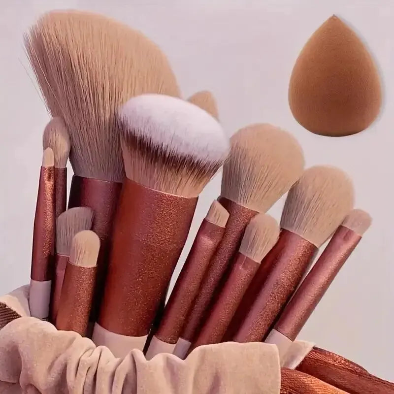 Mega Kit de Maquiagem Profissional: Até 16 Pincéis + Esponjas e Bag de Luxo