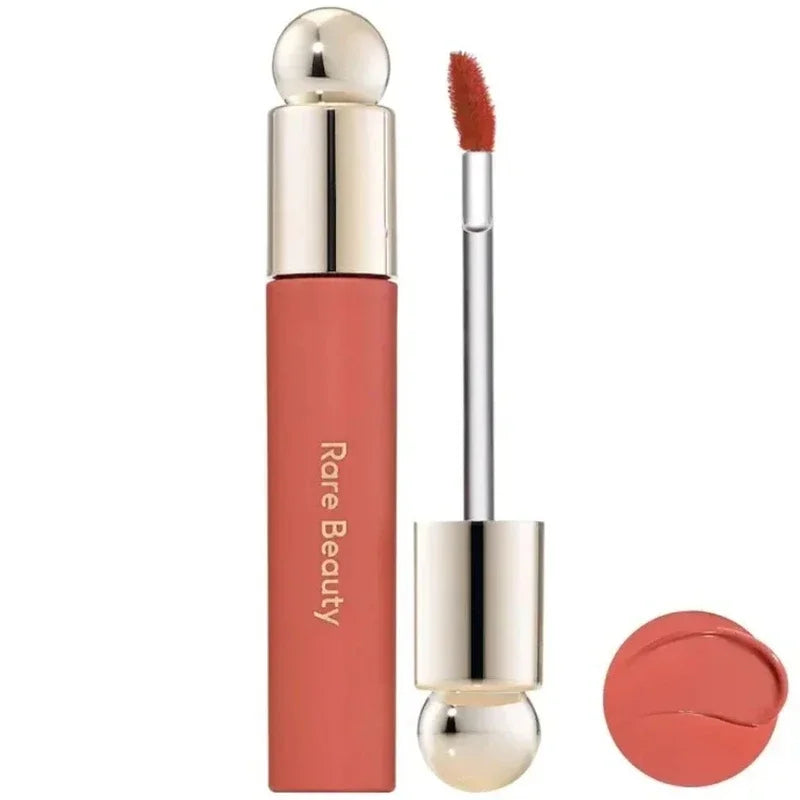 Gloss Líquido Rare Beauty – Lábios Macios, Nutridos e com Efeito Luminoso